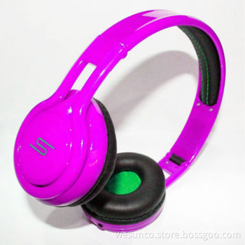 Famous design wired computer headphone
